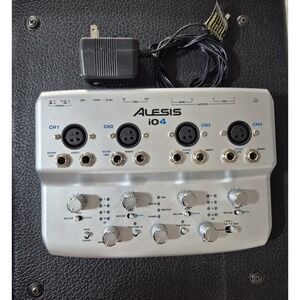 Alesis iO4 digital interface - with Power Cable